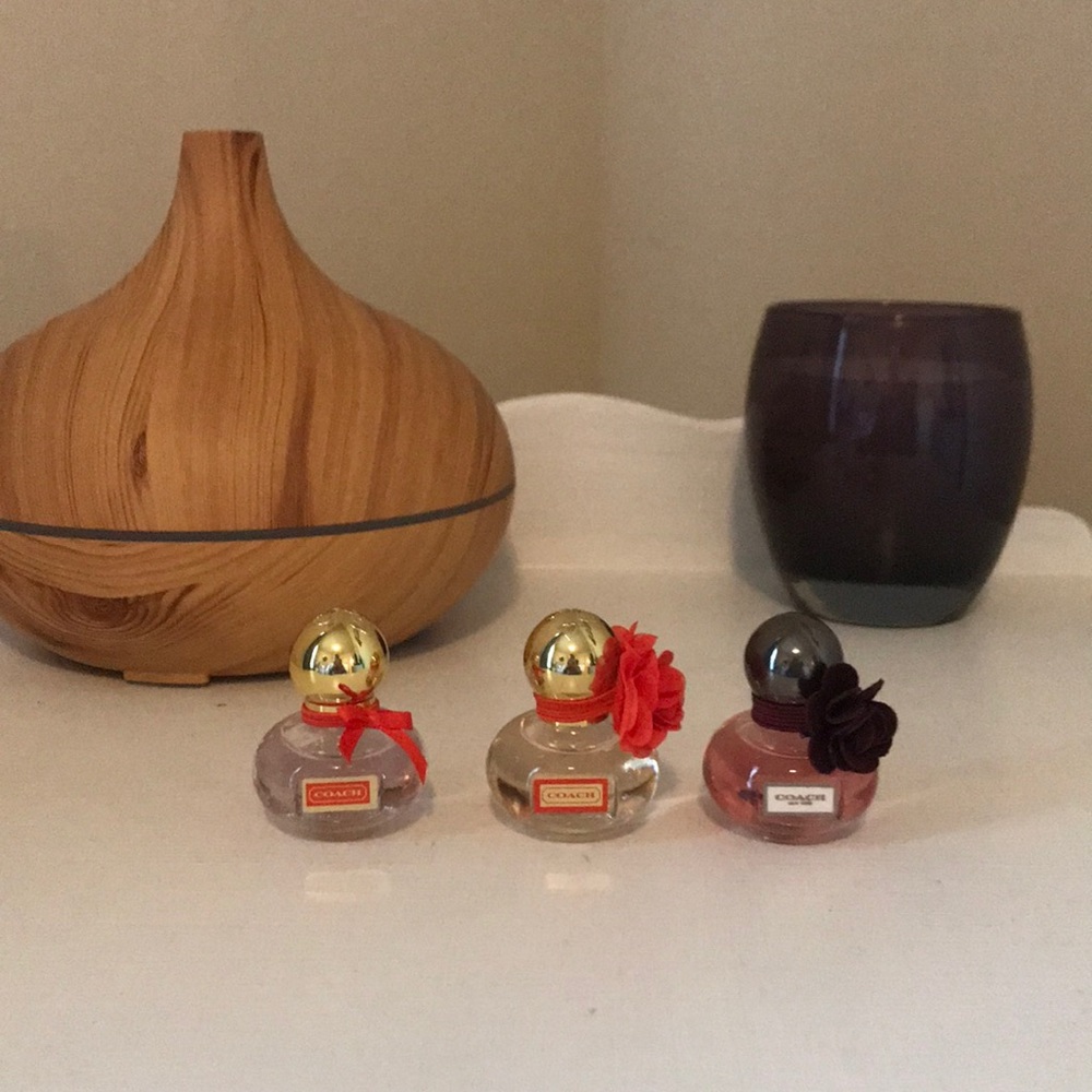 Coach Poppy mini set of perfumes!